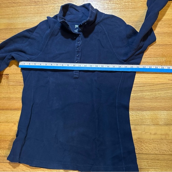 Duluth Trading Co Womens M Blue  9 Button Henley Mock Neck Ribbed Sweater Shirt - Picture 4 of 7